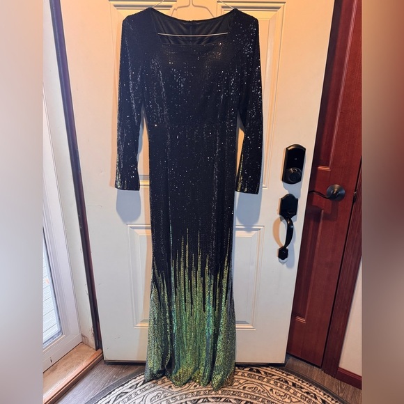 SHEIN Dresses & Skirts - SHEIN Black and Green Long Sleeve Sequin Dress